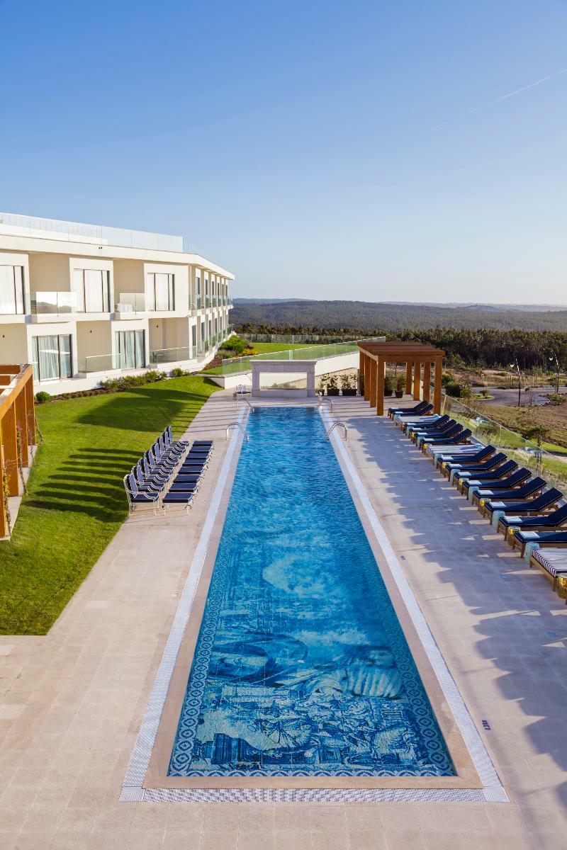Evolutee Hotel Óbidos Eksteriør billede The resort's pool